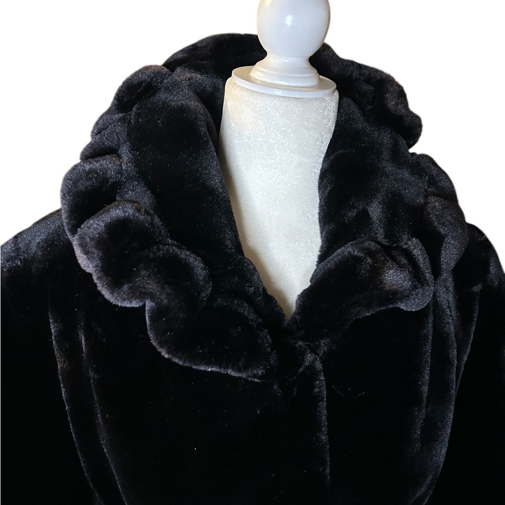 Gilani Collection 1986 Faux Fur Women's Plush  Coat - M-L - Picture 4 of 13